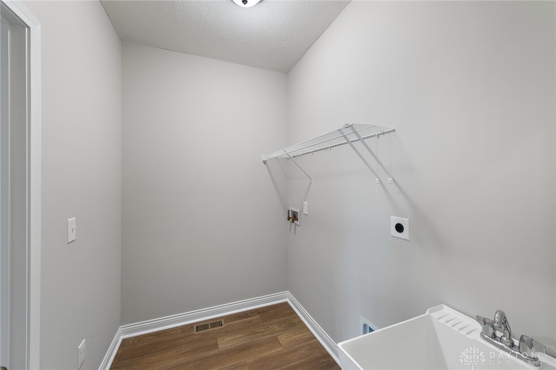 10127 Washington Glen Drive 124