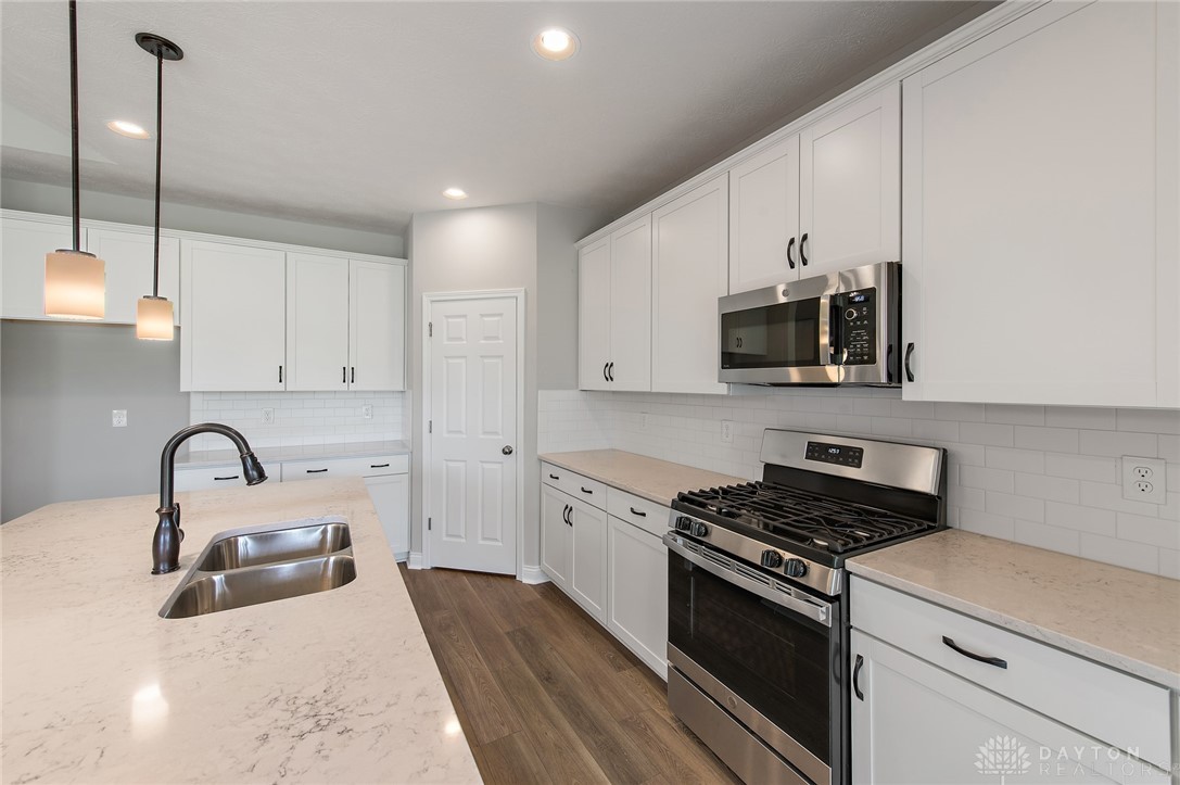 10127 Washington Glen Drive 124