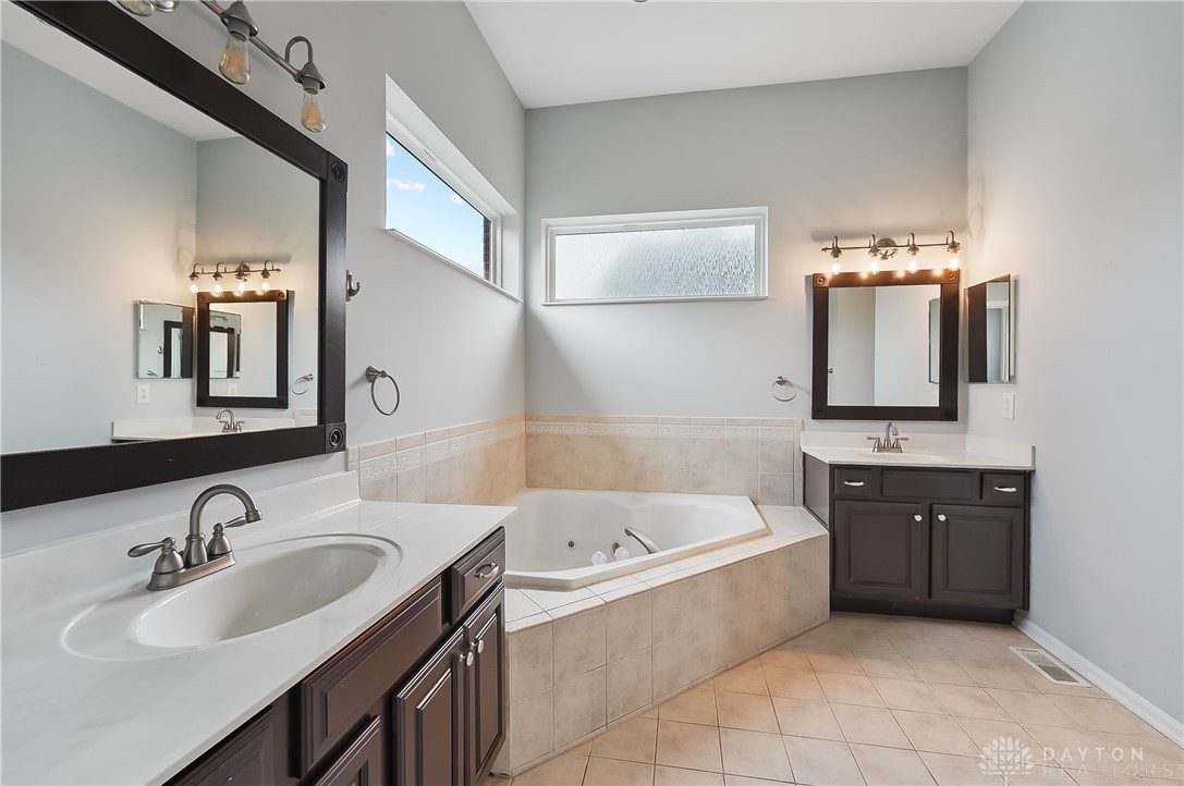 8970 Fox Hollow Court