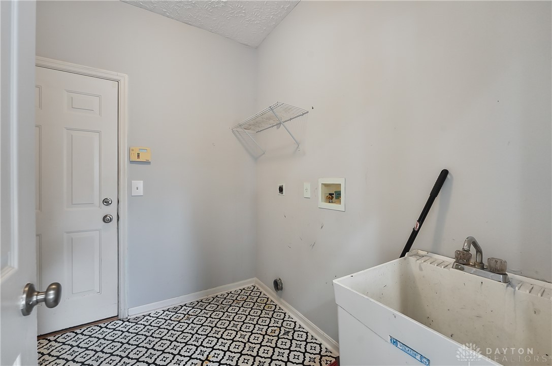 8970 Fox Hollow Court