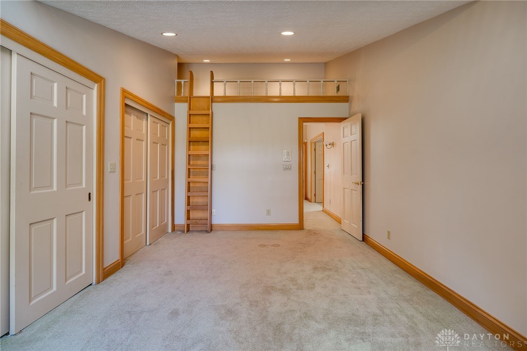 441 E State Route 73