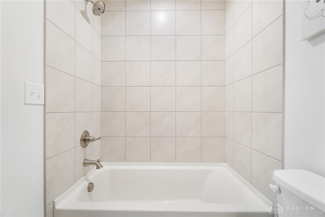 5502 Rock Creek Lane