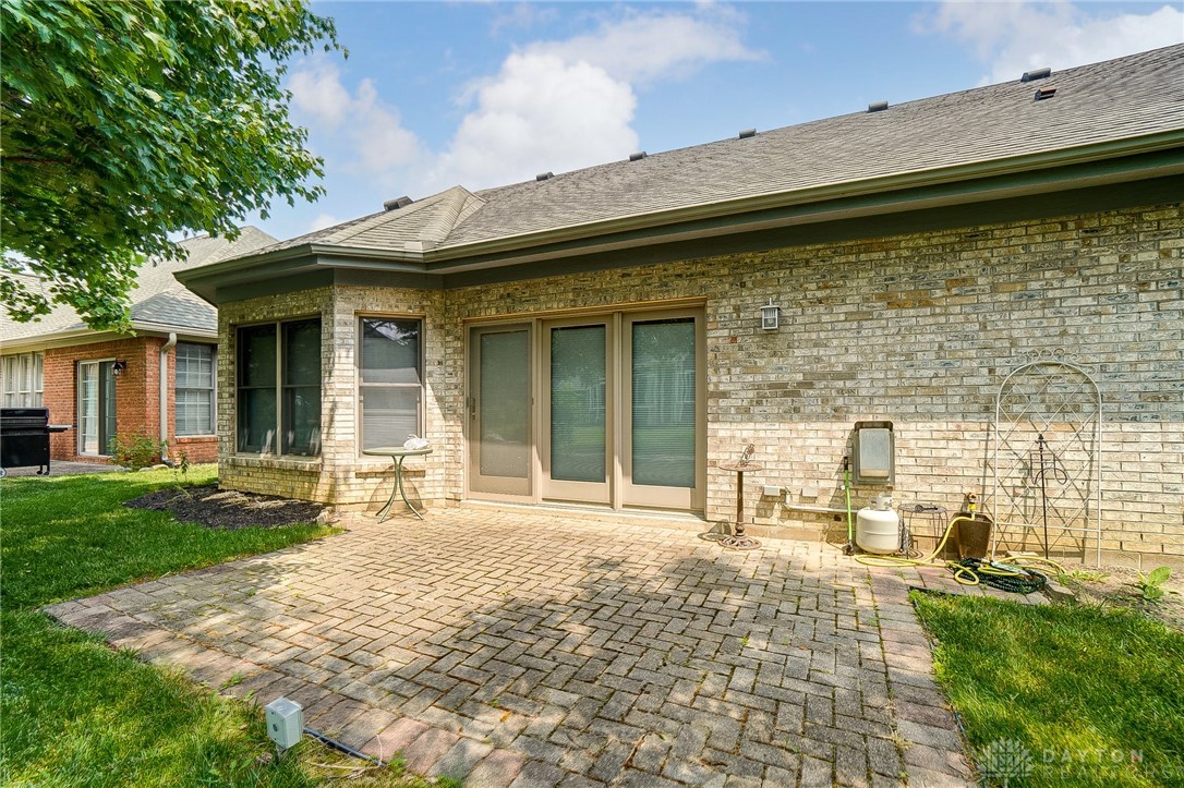 2737 Greenridge Circle