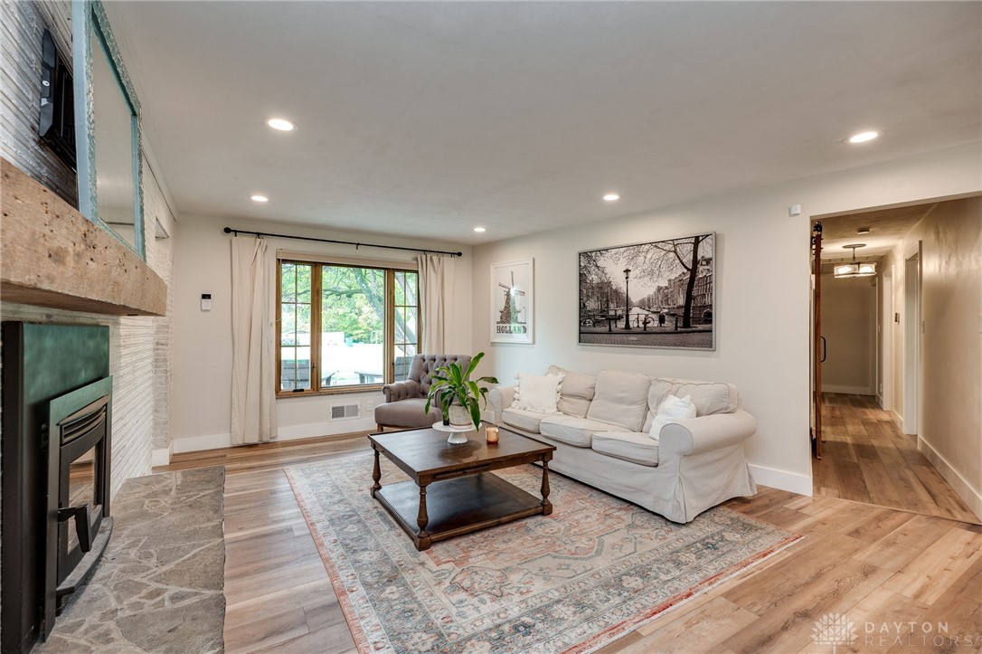 5580 Winshire Terrace