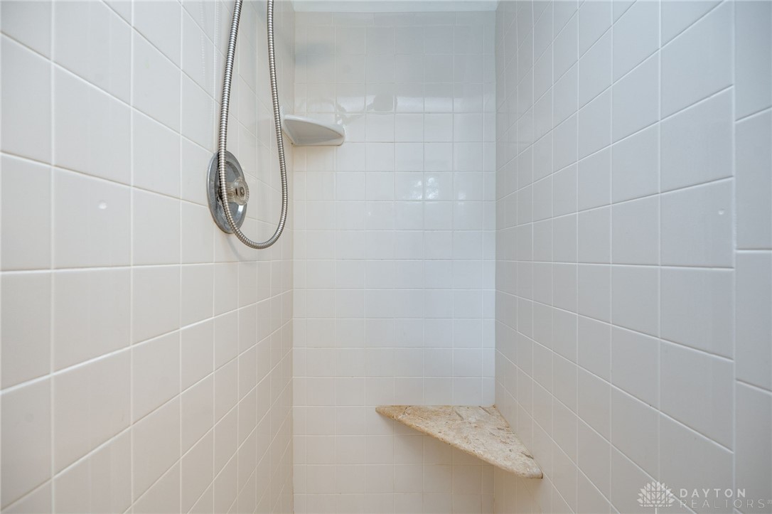 5580 Winshire Terrace