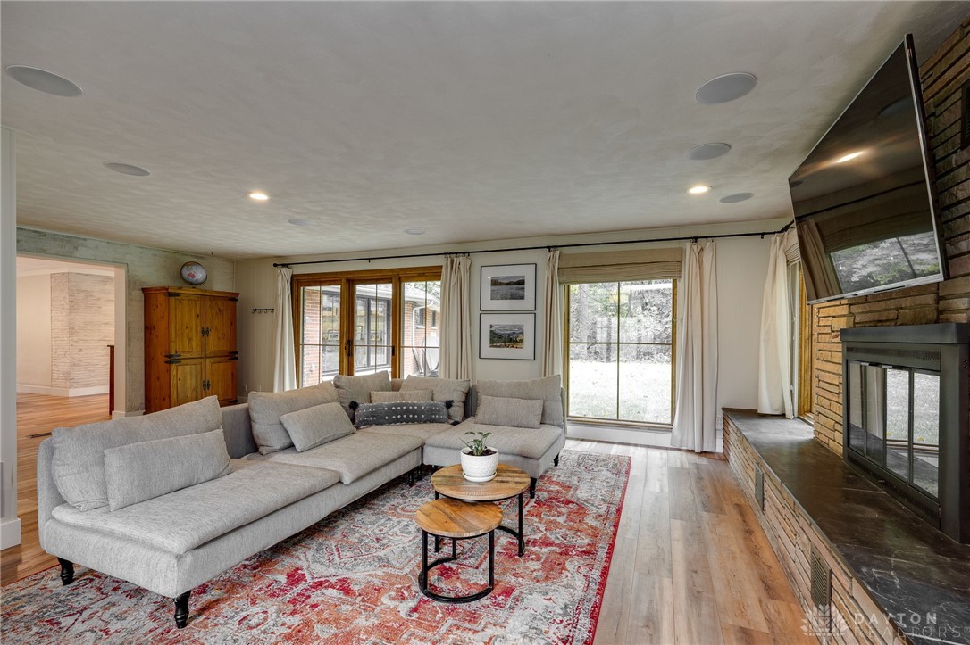 5580 Winshire Terrace