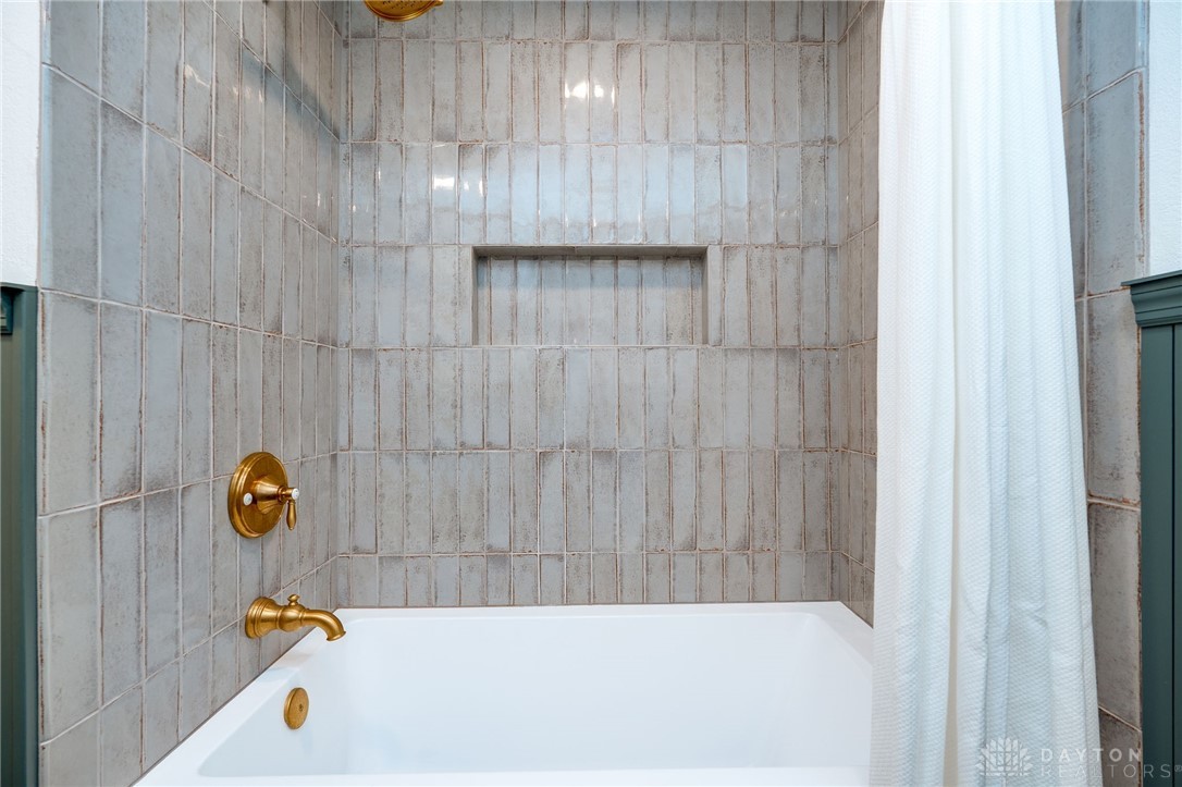 5580 Winshire Terrace