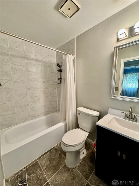 1206 Sherwood Forest Drive