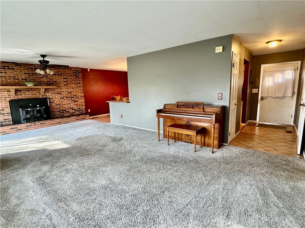 1206 Sherwood Forest Drive