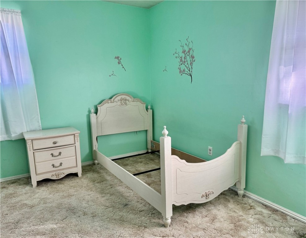 1206 Sherwood Forest Drive