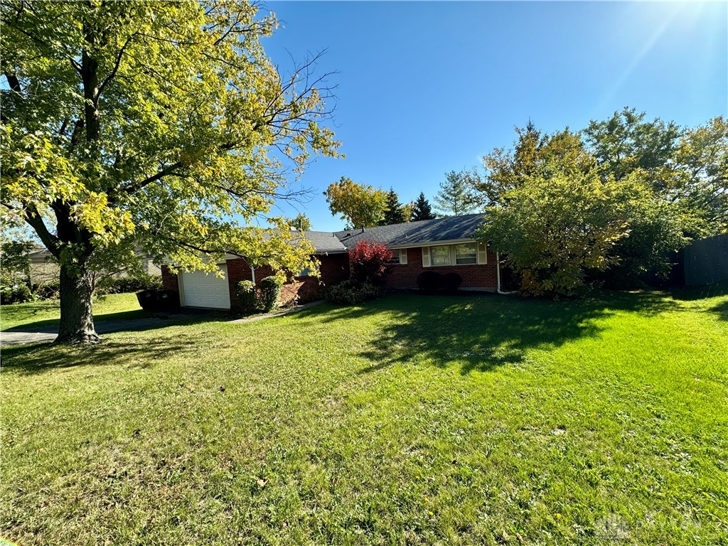 1206 Sherwood Forest Drive