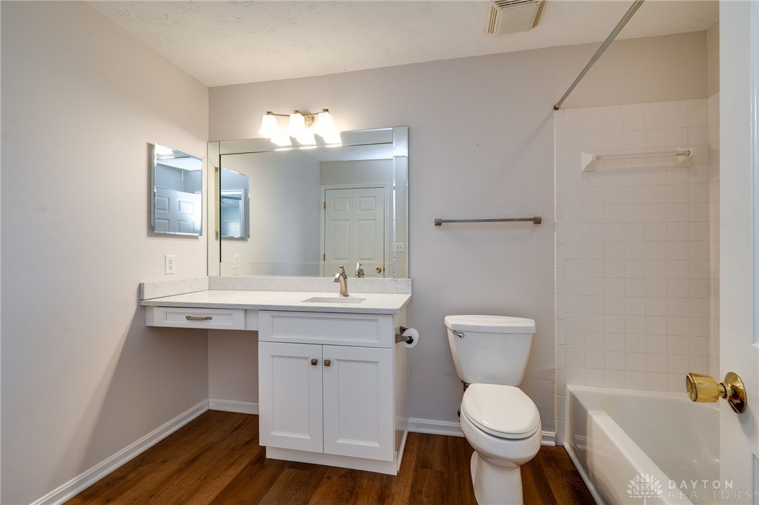 32 Villa Pointe Drive