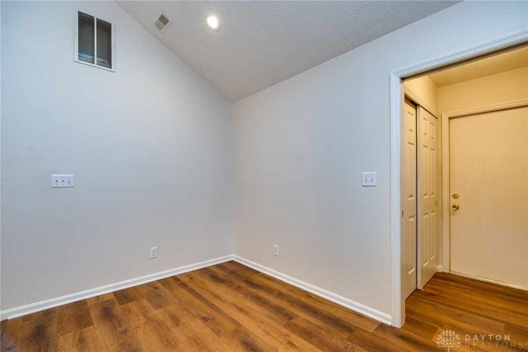 32 Villa Pointe Drive