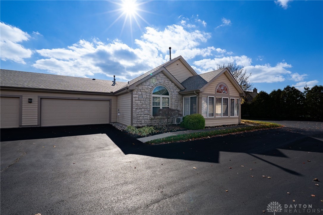 32 Villa Pointe Drive