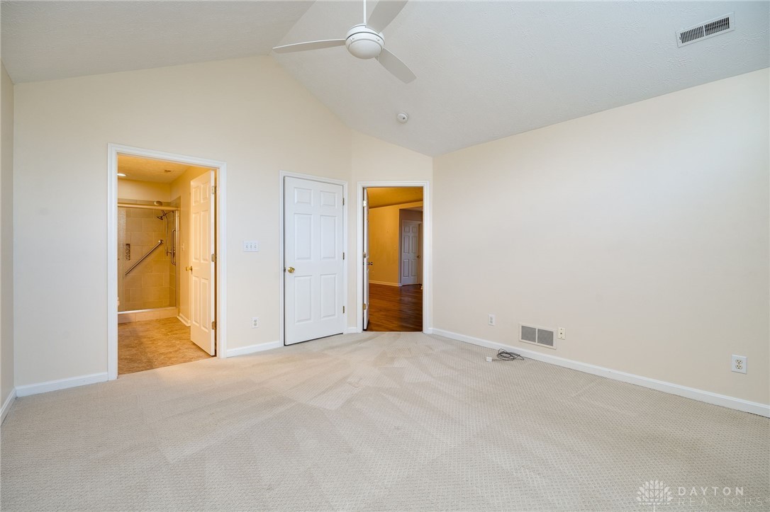 32 Villa Pointe Drive