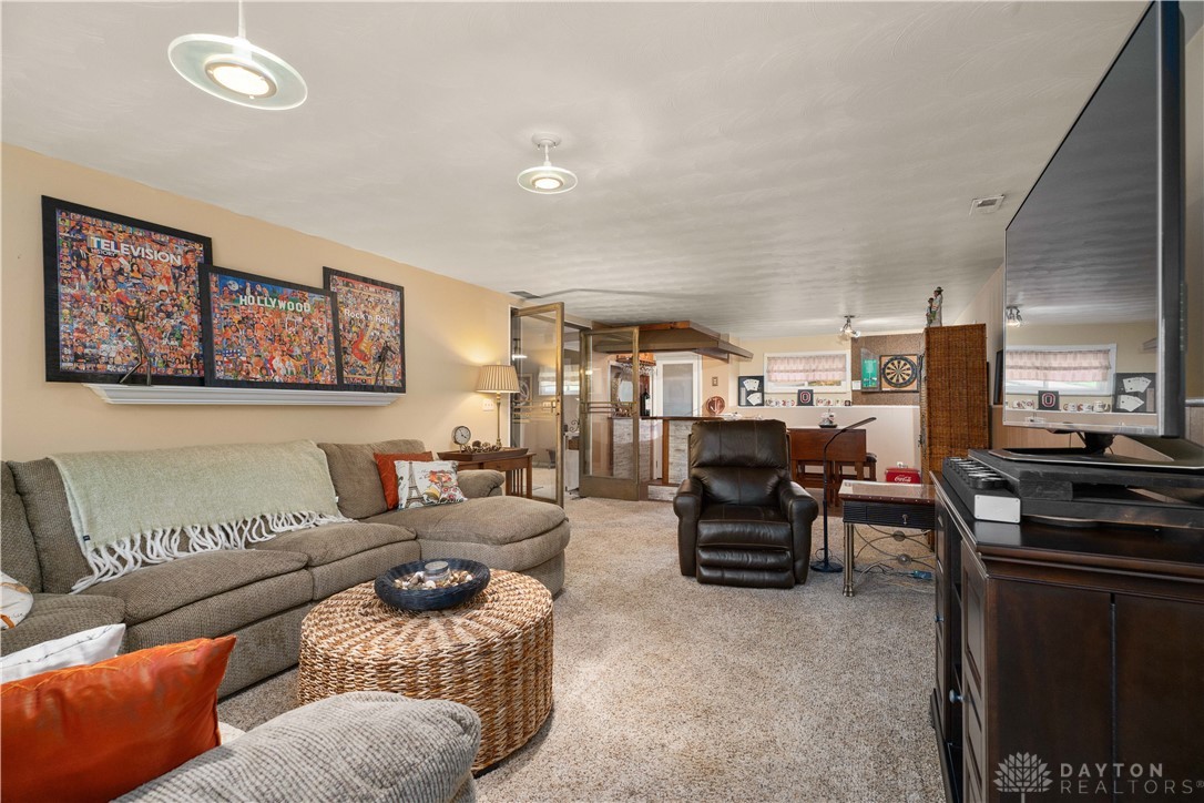 1485 Black Oak Drive