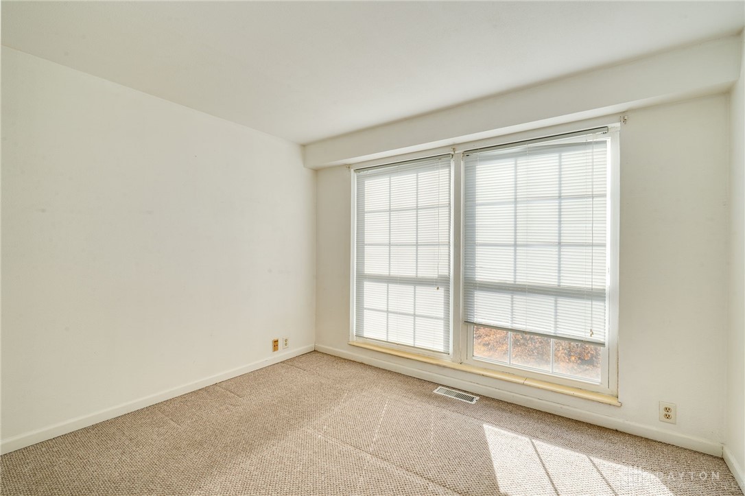 8391 Abbeywood Court