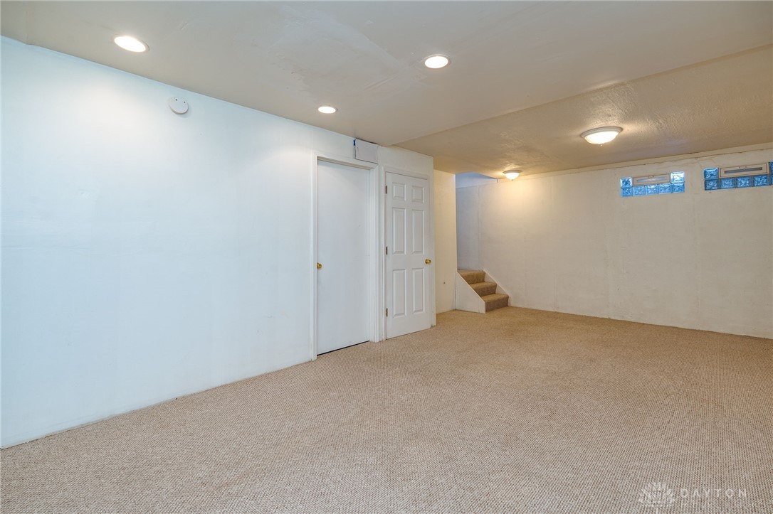 8391 Abbeywood Court