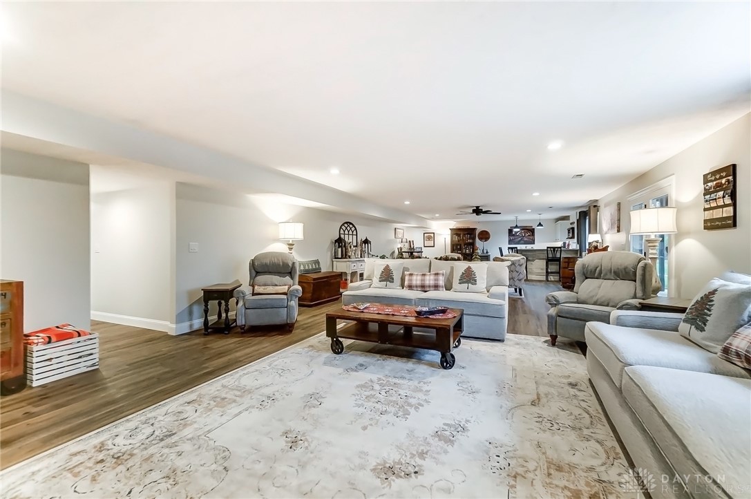 203 Meadowview Court