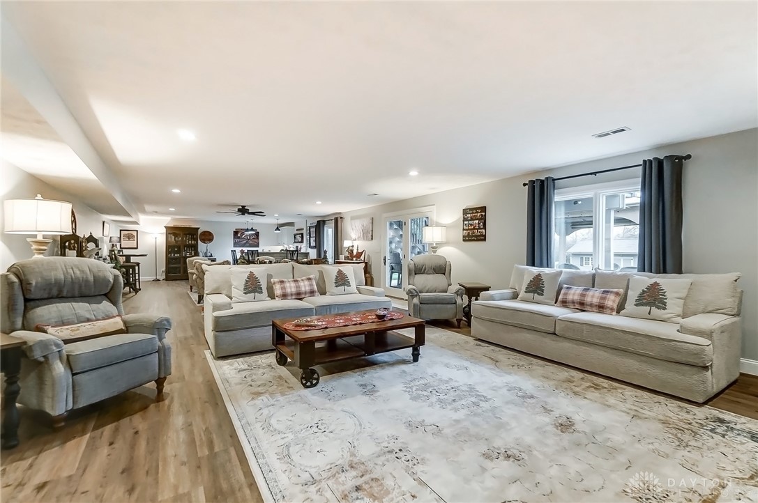 203 Meadowview Court