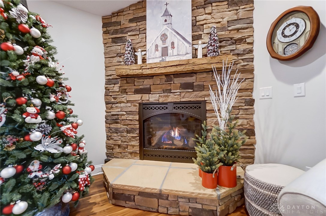 203 Meadowview Court