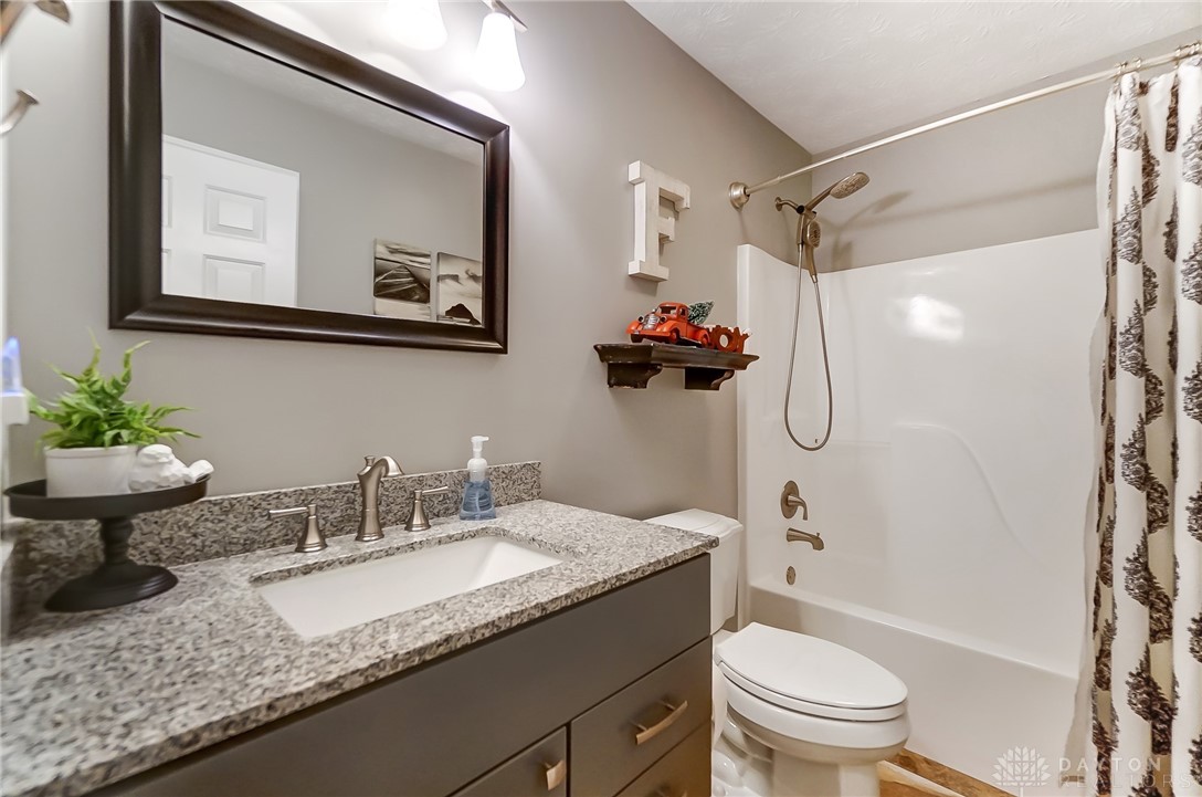 203 Meadowview Court