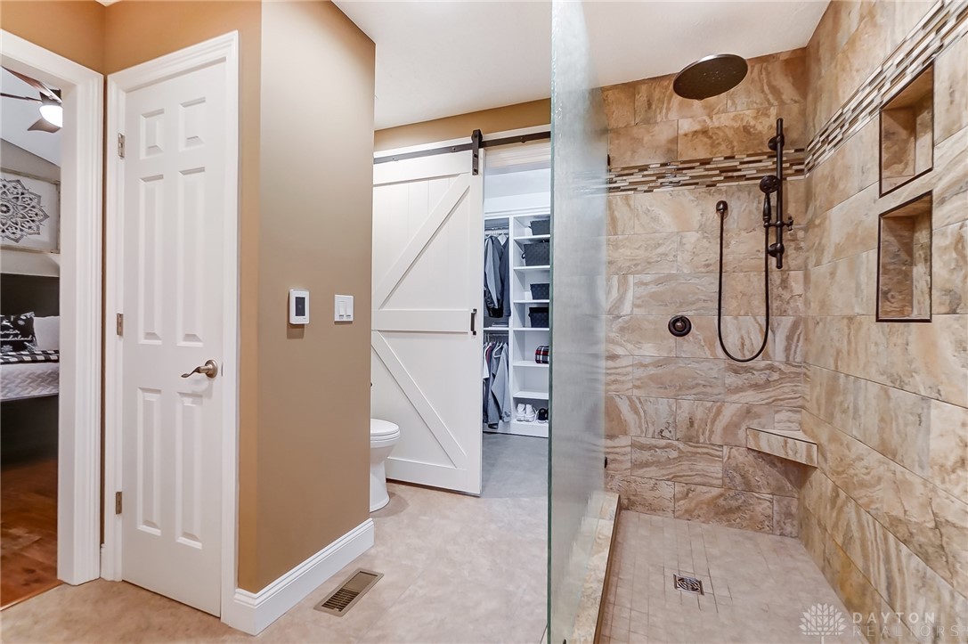 203 Meadowview Court