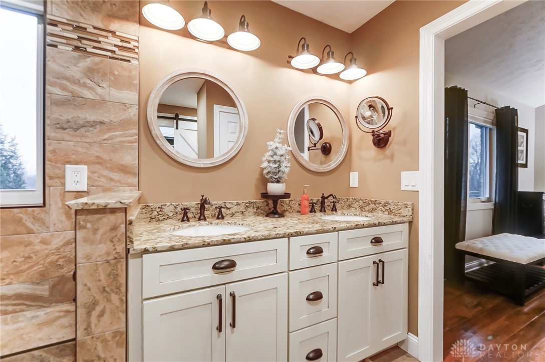 203 Meadowview Court