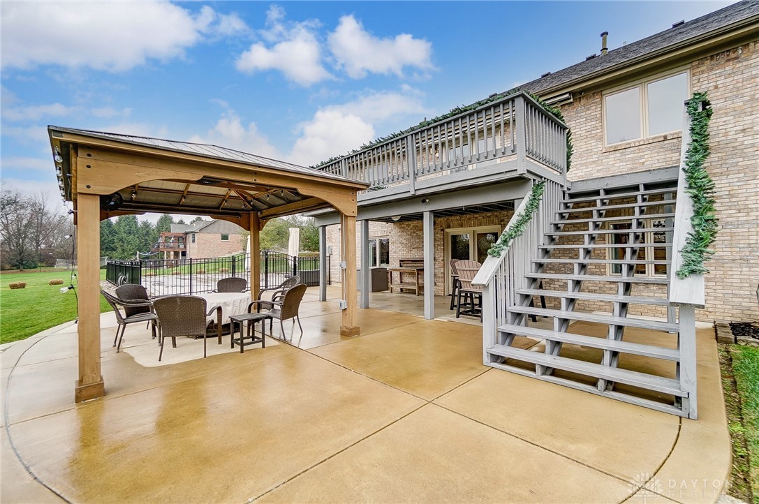 203 Meadowview Court