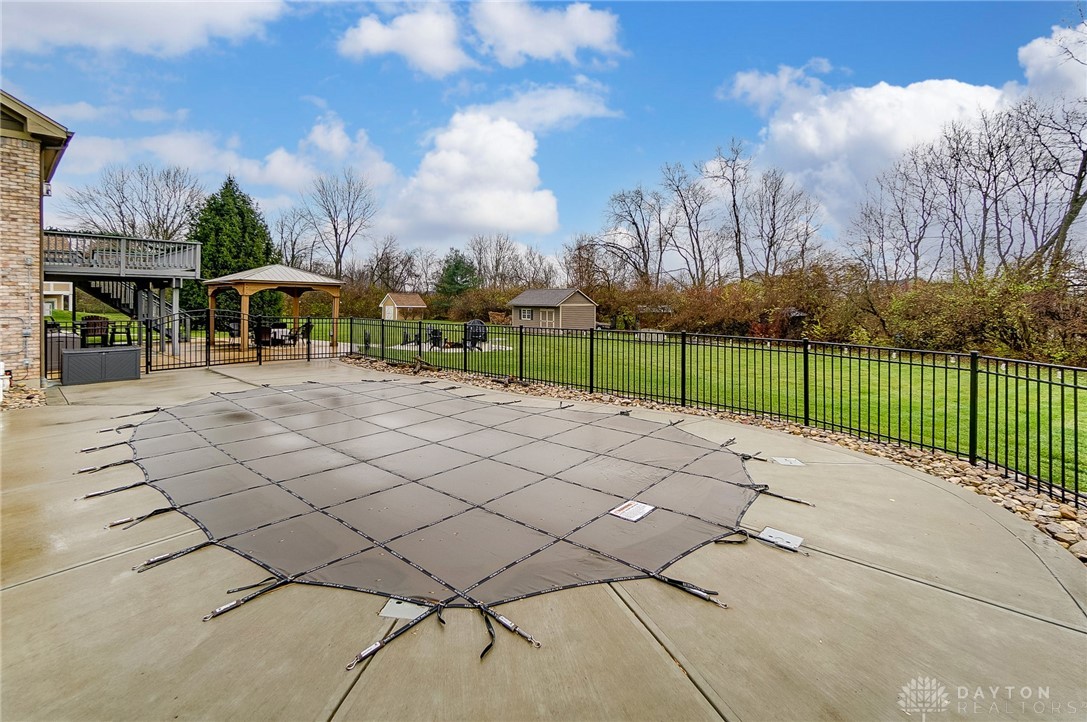 203 Meadowview Court