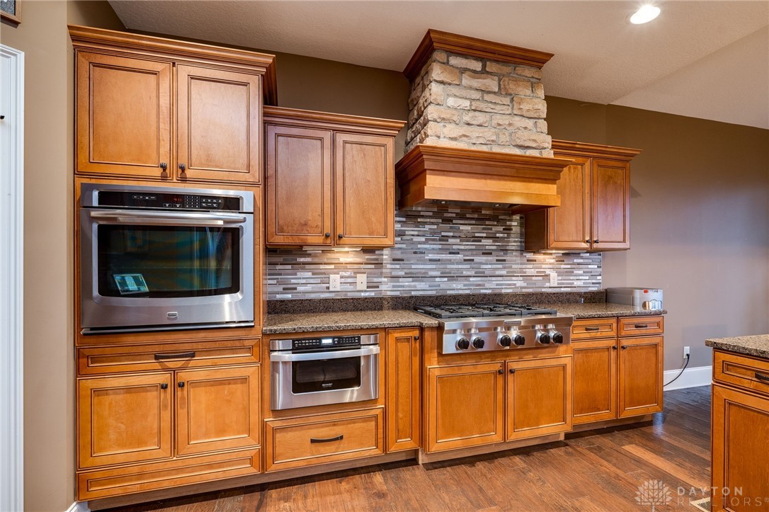 9304 Paragon Mills Lane