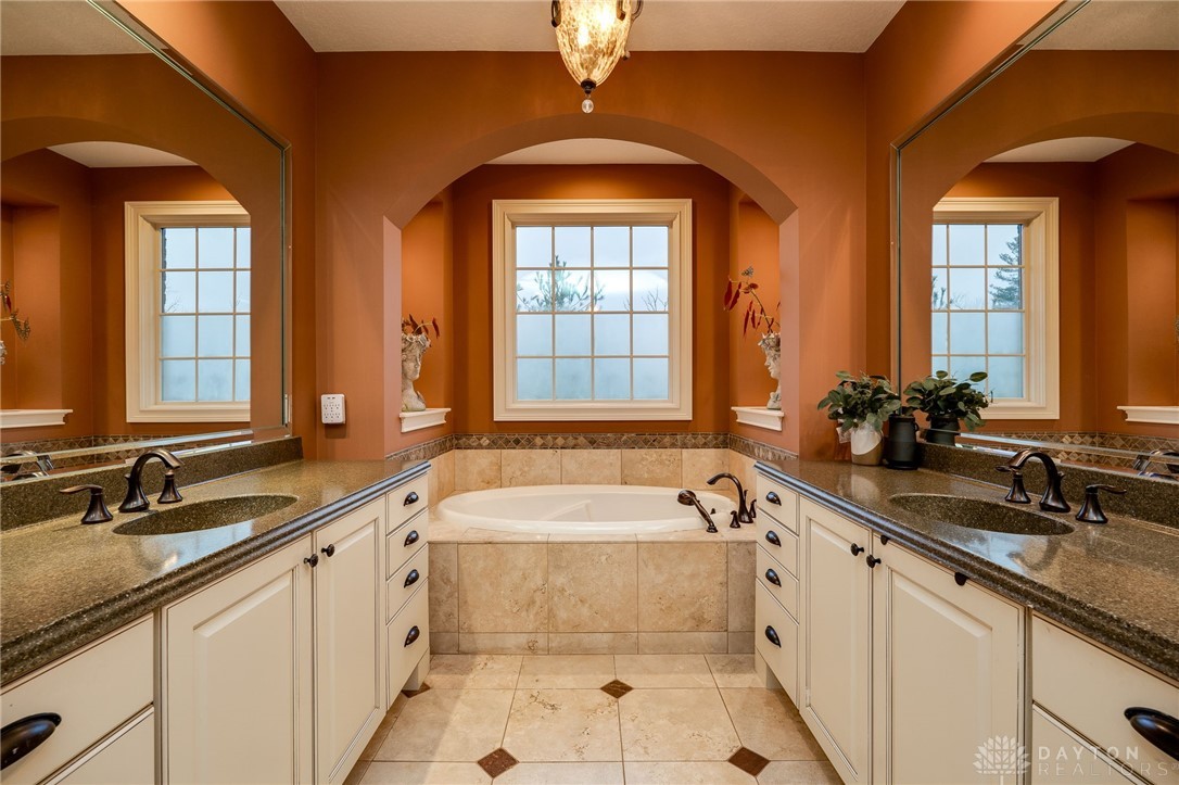 9304 Paragon Mills Lane