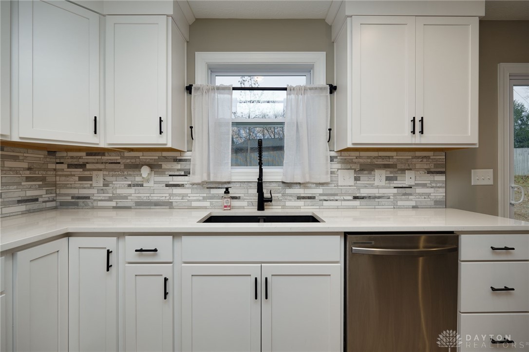 1353 Chrisman Landing