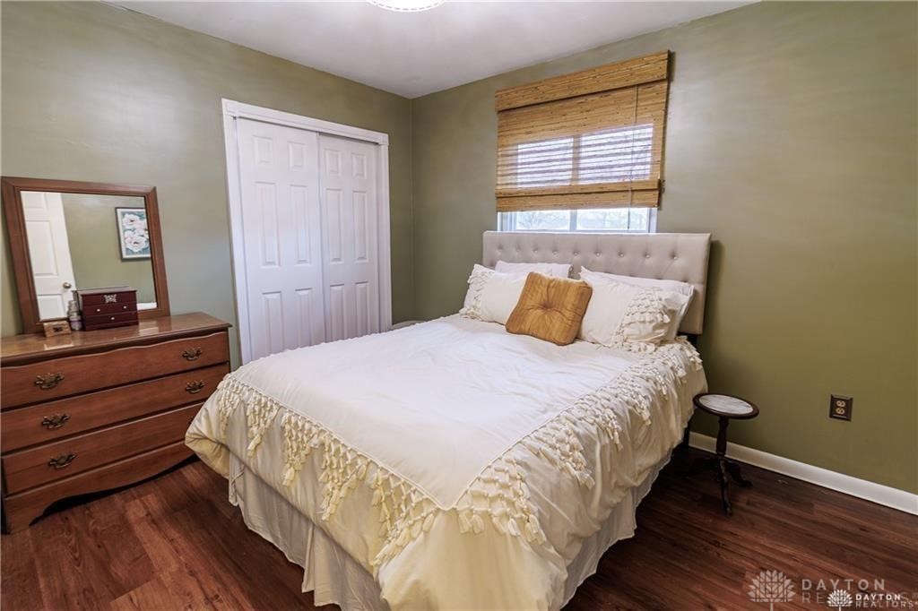 1806 E Lytle-Five Points Road