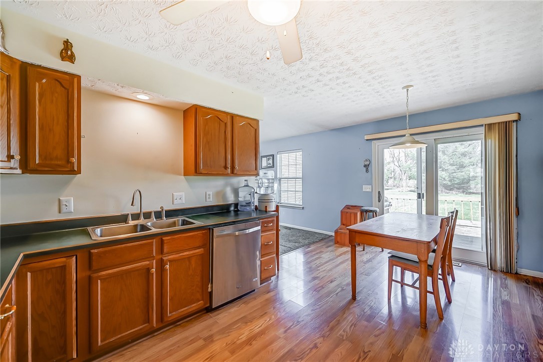 2720 Quail Field Drive