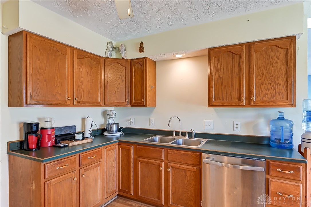 2720 Quail Field Drive