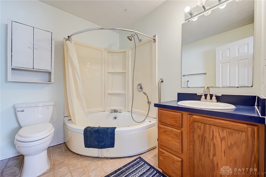 2720 Quail Field Drive