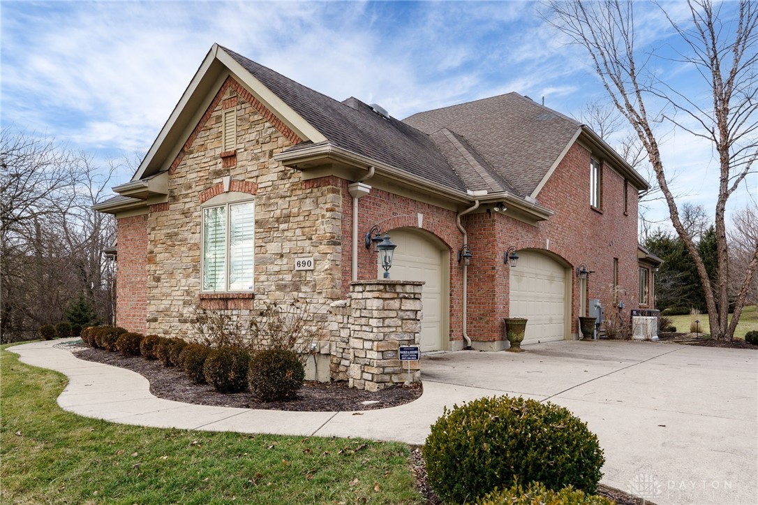 690 Grand Wood Court