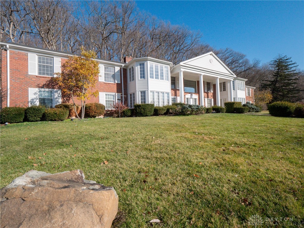 1987 W Alex Bell Road 7