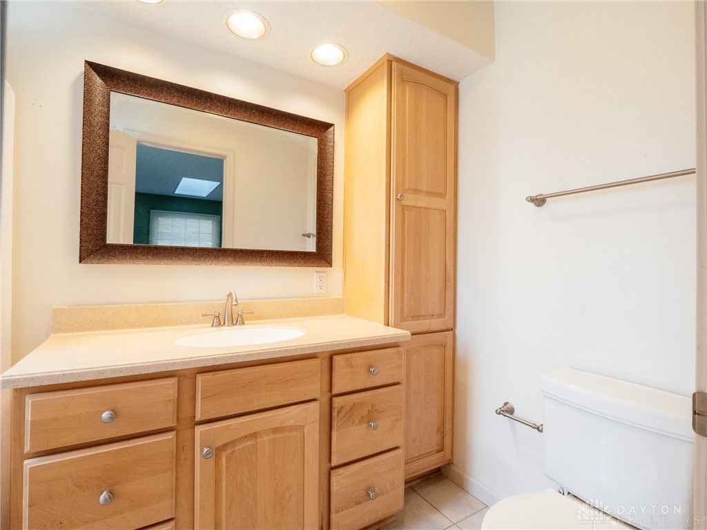 1987 W Alex Bell Road 7