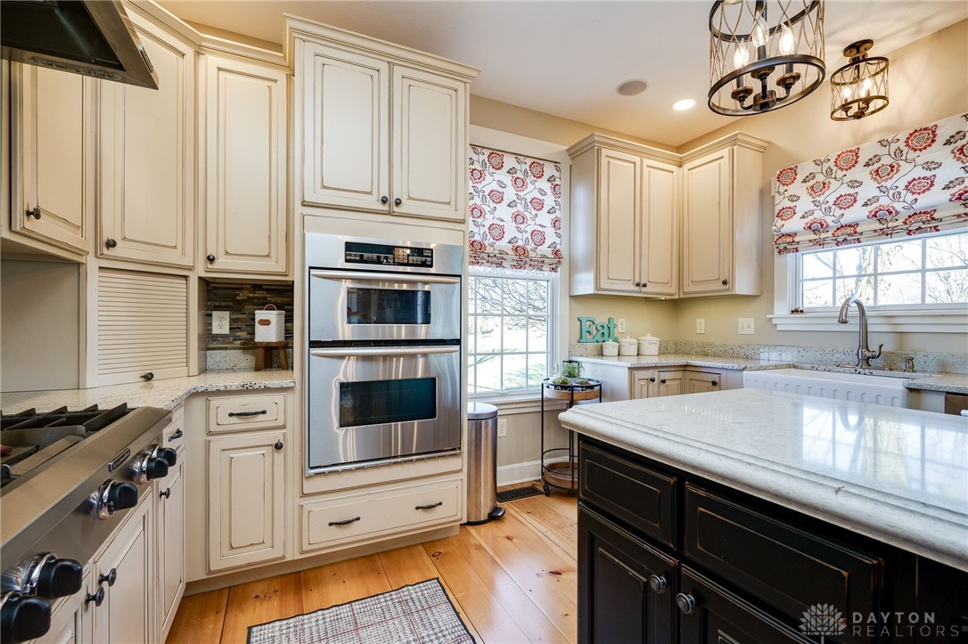 7992 Locust Grove Court