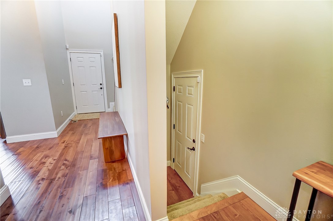 236 Pointe Oakwood Way