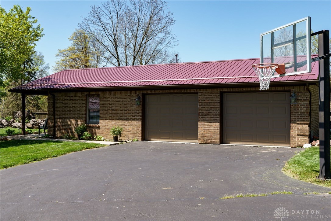 8467 Bunnell Hill Road