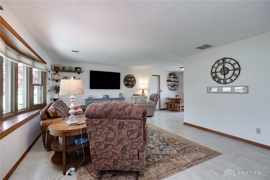 8467 Bunnell Hill Road