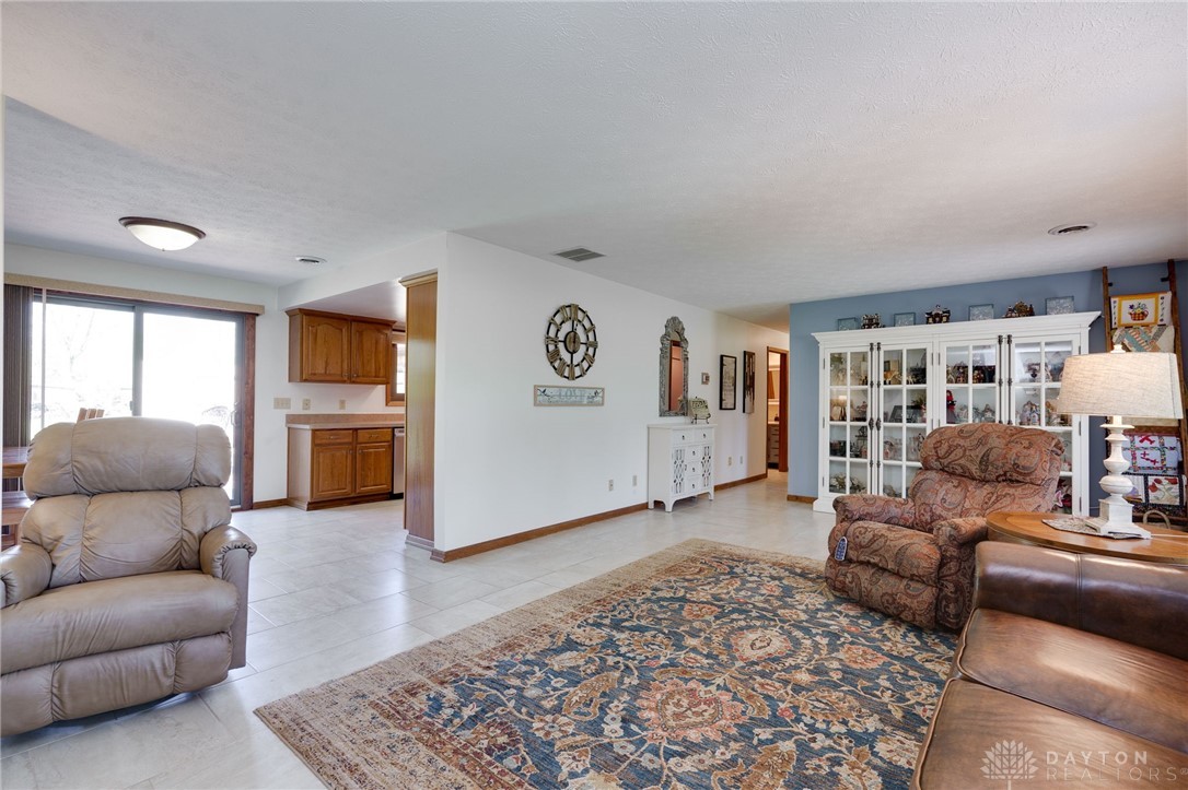 8467 Bunnell Hill Road