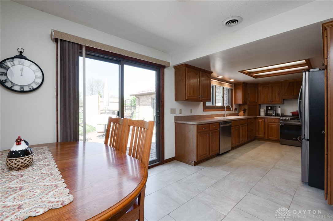 8467 Bunnell Hill Road