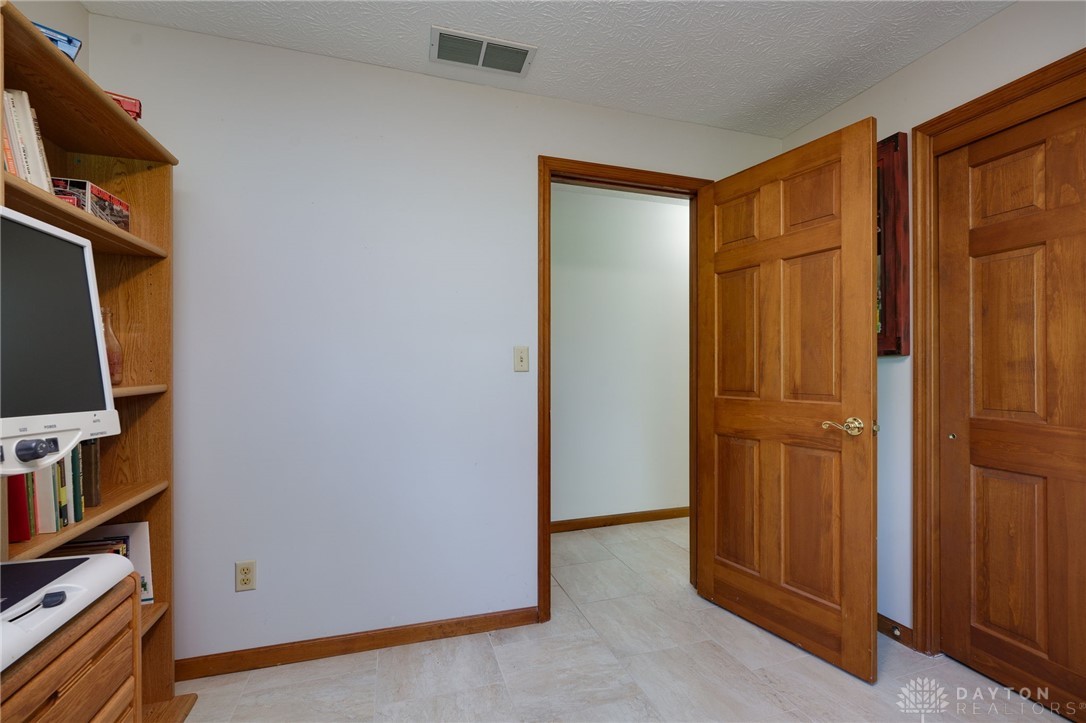 8467 Bunnell Hill Road