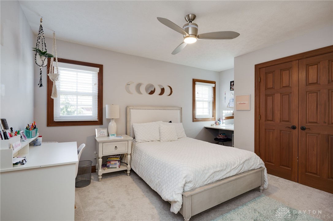 10 Meadow Brook Drive