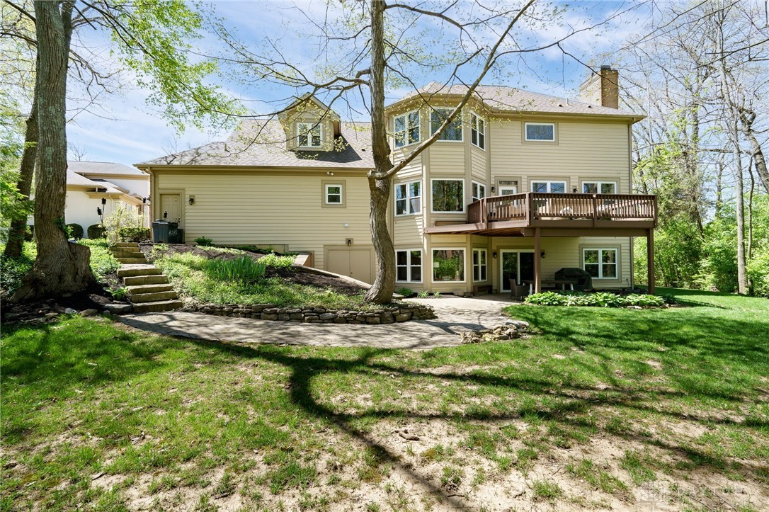 10 Meadow Brook Drive