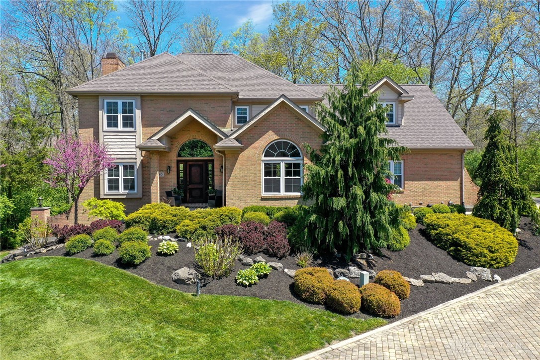 10 Meadow Brook Drive